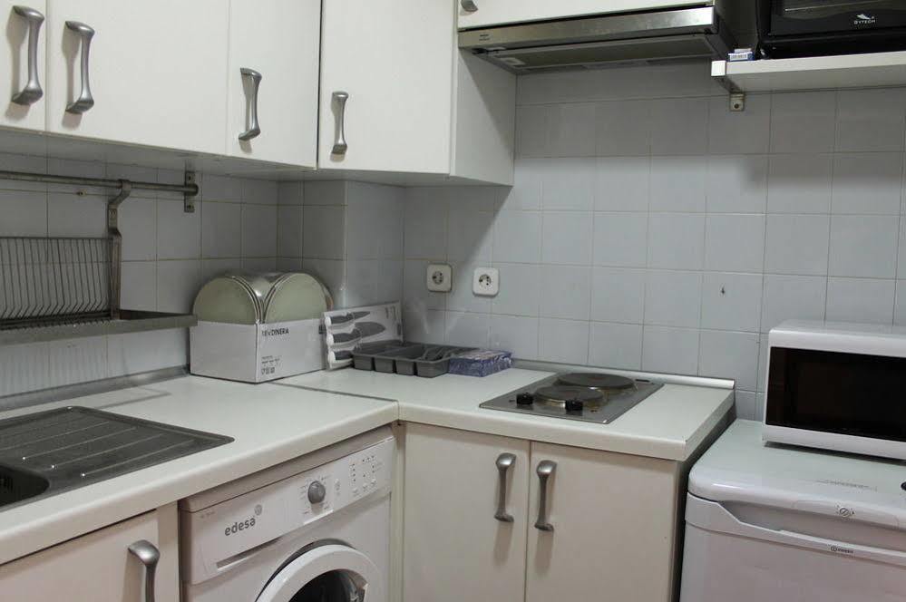 Apartamentos Rialto Madri Exterior foto