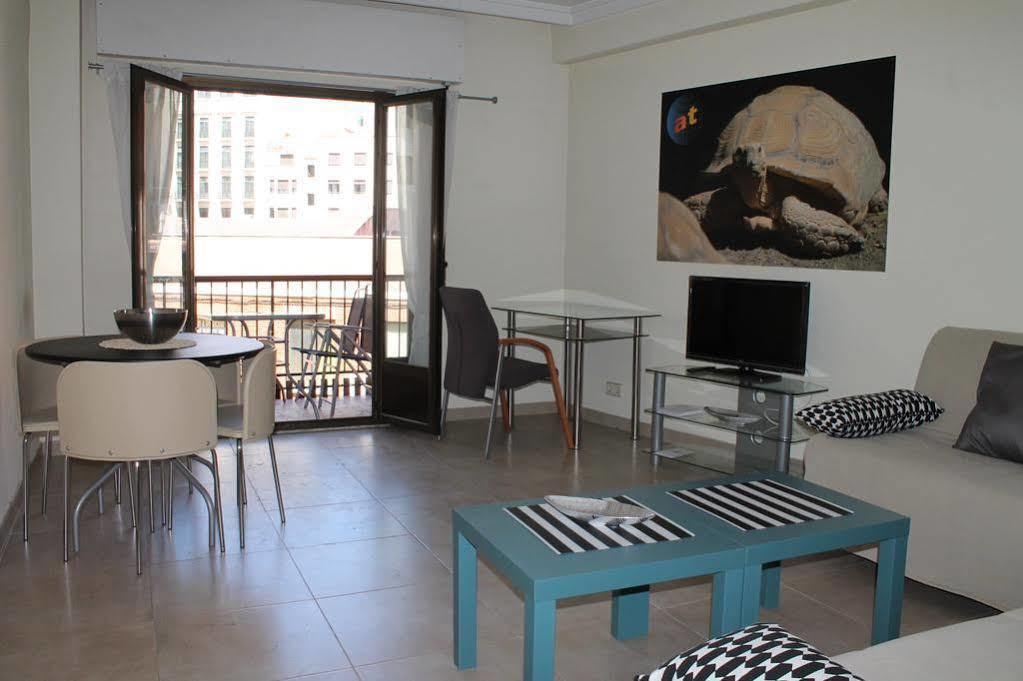 Apartamentos Rialto Madri Exterior foto