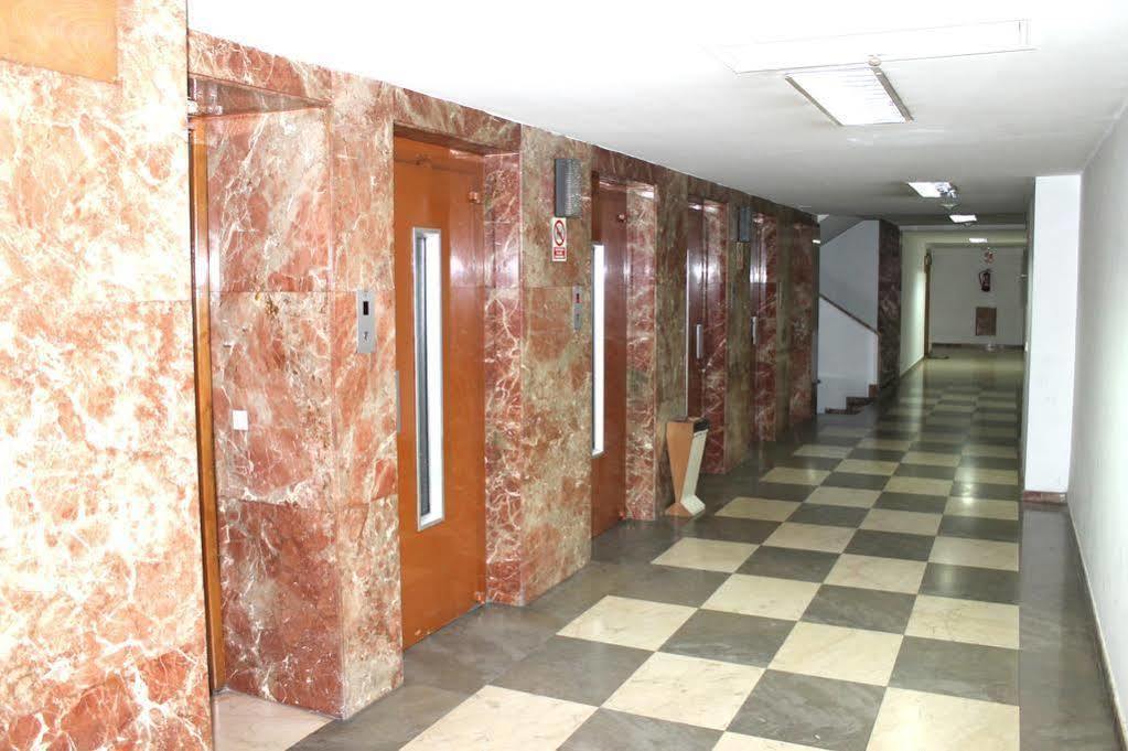 Apartamentos Rialto Madri Exterior foto