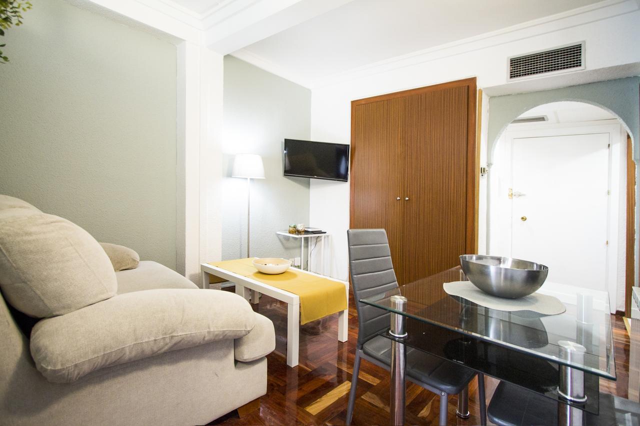 Apartamentos Rialto Madri Exterior foto