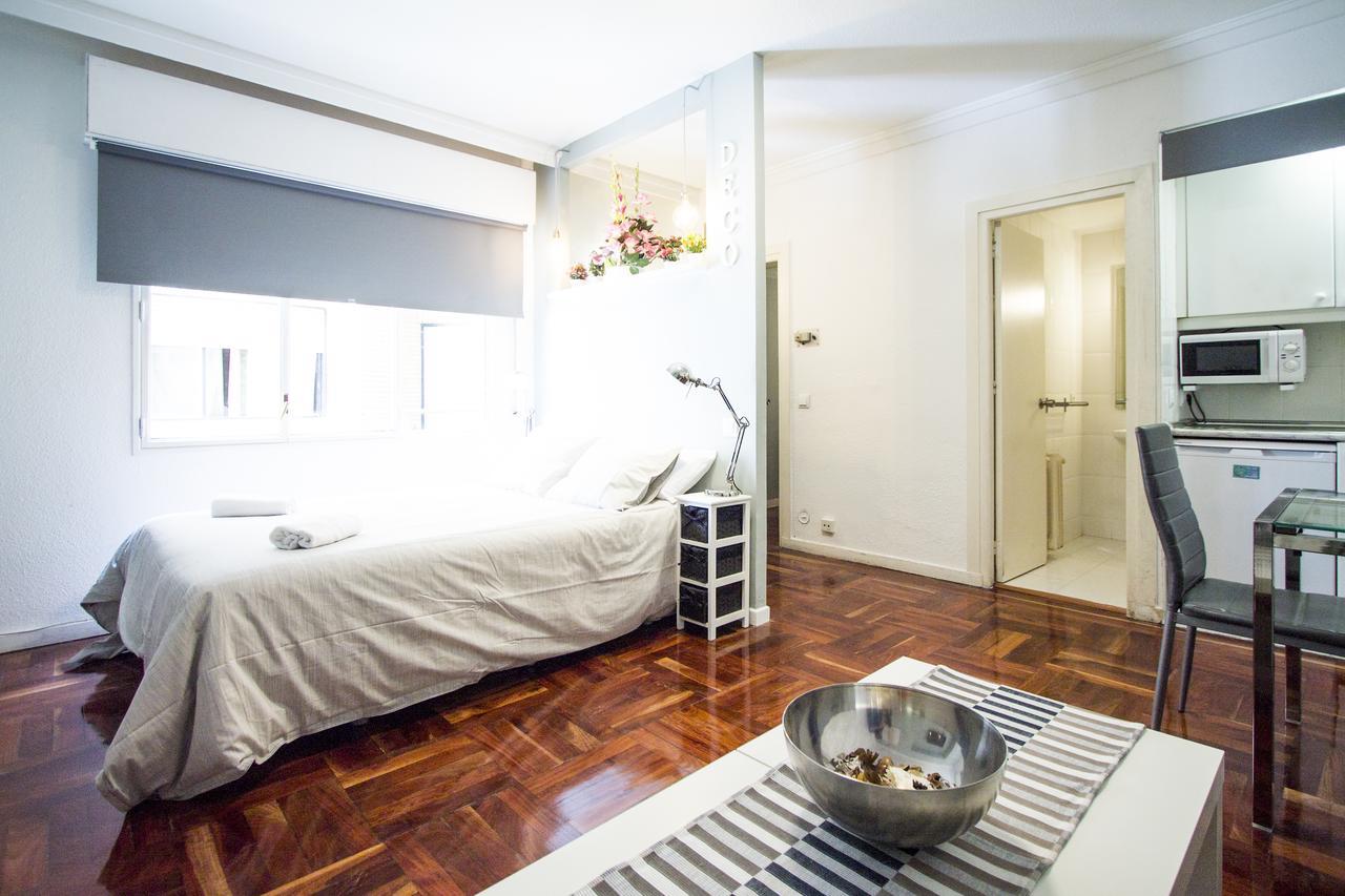 Apartamentos Rialto Madri Exterior foto