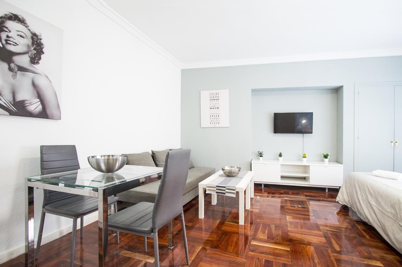 Apartamentos Rialto Madri Exterior foto